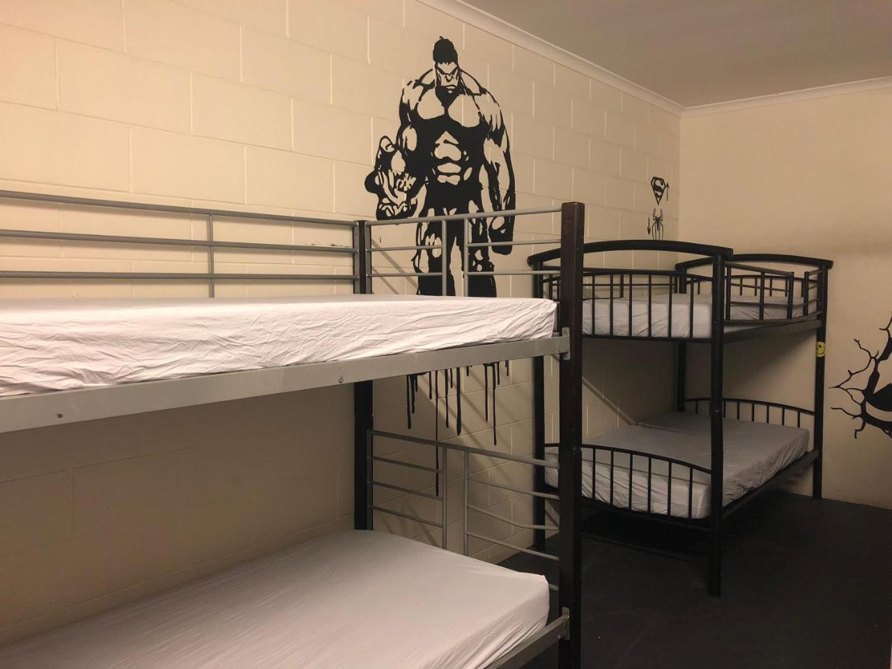 Bed in 10-Bed Mixed Dormitory Room